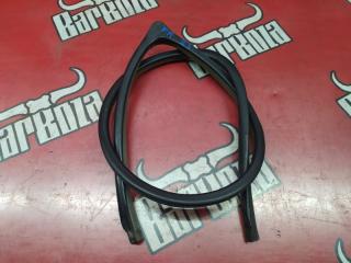 Уплотнитель двери задний правый Toyota Corona Premio 1996