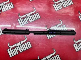 Молдинг капота Mitsubishi Pajero 1991