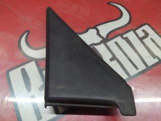 Запчасть уголок зеркала передний левый Mitsubishi Pajero 1991