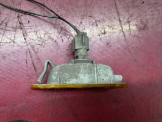 Запчасть повторитель поворота передний правый Mazda Capella 2001