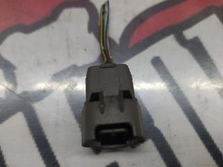 Запчасть разъем форсунок Mazda Capella 2001