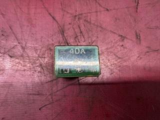 Запчасть предохранитель Toyota Carina 1993