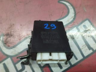 Блок управления дверьми Toyota Carina 1993