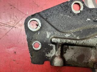 Кожух маховика Mitsubishi Delica 2006