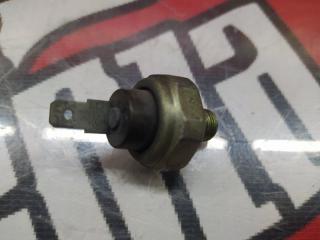 Запчасть датчик давления масла Mazda Axela 2003