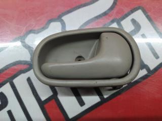 Запчасть ручка двери внутренняя передняя правая Mazda Demio 1996