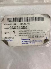 Уголок двери задний правый Opel Antara