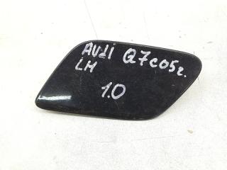 Фото запчасти крышка форсунки омывателя фар передняя левая AUDI Q7 2009-2015 Б/У запчасть Запчасть крышка форсунки омывателя фар передняя левая AUDI Q7 2009-2015