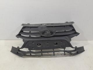 Решетка радиатора Lada Granta 2019-