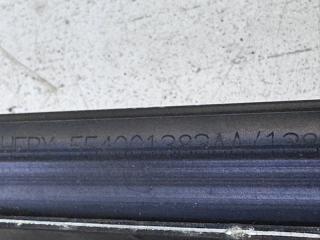 Молдинг стекла передний левый J7 2023-