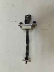 Запчасть ограничитель двери задний левый Nissan X-Trail 2014-2022