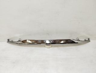 Накладка крышки багажника Toyota Fortuner 2018- Б/У Накладка крышки багажника Toyota Fortuner 2018-