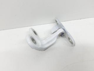 Петля двери передняя левая Jaguar F-Pace 2015-2020 контрактная Петля двери передняя левая Jaguar F-Pace 2015-2020