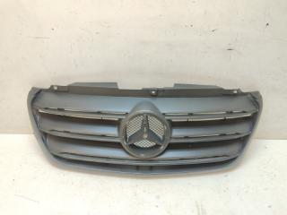 Фото запчасти решетка радиатора Mercedes-Benz Sprinter 2018-2023 Б/У запчасть Запчасть решетка радиатора Mercedes-Benz Sprinter 2018-2023