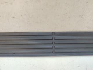 Накладка подножки левая Land Cruiser 300 2021-2022 3