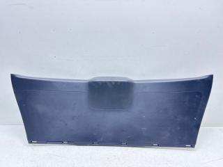 Запчасть обшивка крышки багажника Mercedes-Benz B-Class 2011-2018