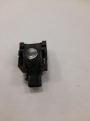 Датчик парковки (парктроник) передний NX200 2014-2021 1