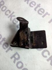 Запчасть кронштейн Renault Megane 2 2006-2009