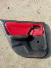 Фото запчасти обшивка двери задняя левая Nissan Primera 1999-2002 Б/У запчасть Запчасть обшивка двери задняя левая Nissan Primera 1999-2002