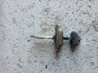 Фото запчасти ограничитель двери задний левый Rover 45 1999-2005 Б/У запчасть Запчасть ограничитель двери задний левый Rover 45 1999-2005