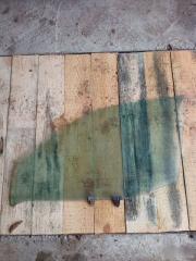 Запчасть стекло двери переднее левое Nissan Almera 1995-2000