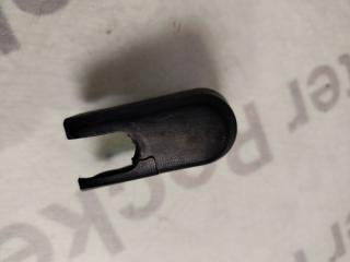 Запчасть накладка поводка дворника задняя Mazda CX 7 2011