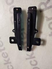 Запчасть кронштейн салона Mazda CX 7 2011