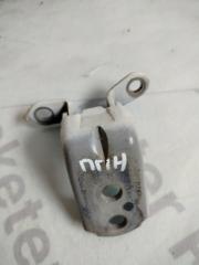 Петля двери нижняя передняя правая NISSAN FUGA 2006 Б/У Петля двери нижняя передняя правая NISSAN FUGA 2006