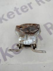 Запчасть петля двери нижняя передняя правая Honda Accord 1990