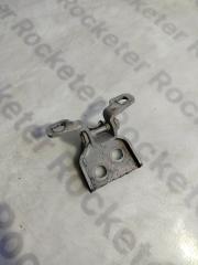 Петля двери нижняя передняя левая лада ларгус 2018