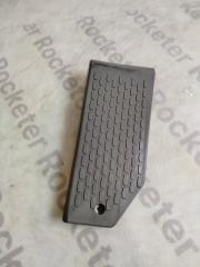 Запчасть накладка под ногу водителя Chevrolet Lacetti 2009