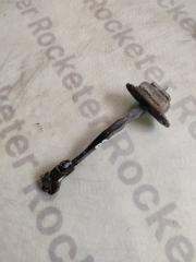 Ограничитель двери передний левый NISSAN Teana 2008