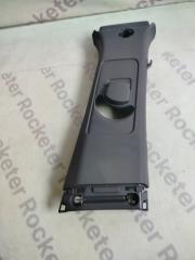 Запчасть обшивка средней стойки правая changan uni-v 2023