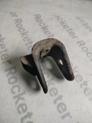 Запчасть кронштейн NISSAN Pixo 2010