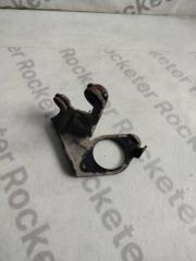 Запчасть кронштейн NISSAN Pixo 2010