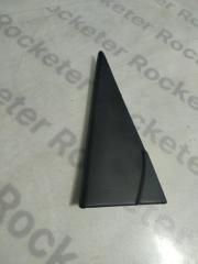 Запчасть уголок двери внутренний задний правый NISSAN wingroad 1999