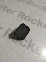 Запчасть заглушка салона NISSAN wingroad 1999