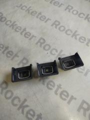 Запчасть крючок багажника NISSAN wingroad 1999