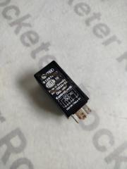 Запчасть реле AUDI 80 1990