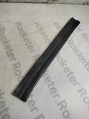 Уплотнитель двери задний правый NISSAN qashqai 2008