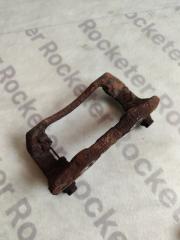 Запчасть скоба суппорта передняя citroen c3 2008