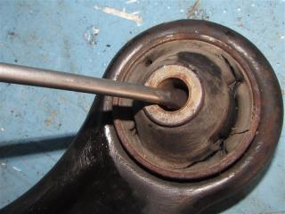 Рычаг передний правый SUZUKI Grand Vitara TDA4W J24B