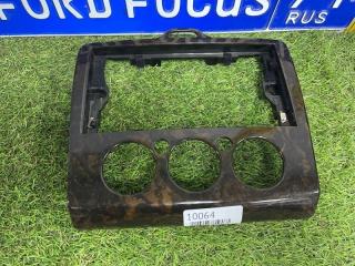 Рамка магнитолы Ford Focus 2 2005/2006/2007/2008 контрактная Рамка магнитолы Ford Focus 2 2005/2006/2007/2008