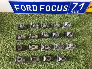 Личинка двери передняя Ford Focus 2