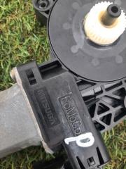 Мотор стеклоподъемника задний правый Range Rover Evoque 2014 Кроссовер 5дв L538 224DT