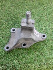 Запчасть кронштейн кпп Ford Mondeo 3 2001-2007