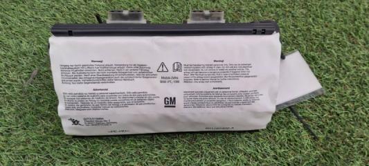 Запчасть подушка безопасности в торпеду (airbag) Opel Zafira B 2007