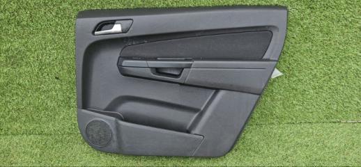 Запчасть обшивка двери задняя правая Opel Zafira B