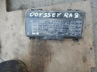 Фото запчасти блок предохранителей под капот HONDA ODYSSEY контрактная запчасть Запчасть блок предохранителей под капот HONDA ODYSSEY