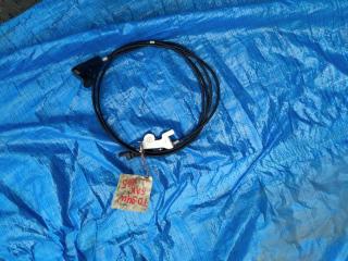 Фото запчасти тросик топливного бака Suzuki escudo 2006 контрактная запчасть Запчасть тросик топливного бака Suzuki escudo 2006